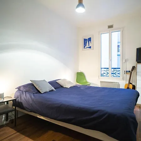 Cosy At The Foot Of Montmartre Appartamento Parigi